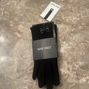 Nine West Black Women's Gloves with Bow